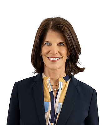 Portrait of Jan Gruetzmacher, REALTOR®.
